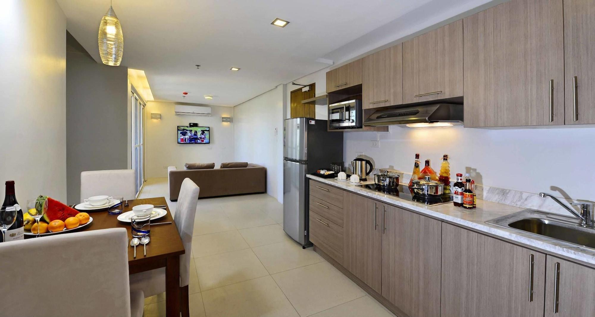 St Mark Hotel Cebu Esterno foto