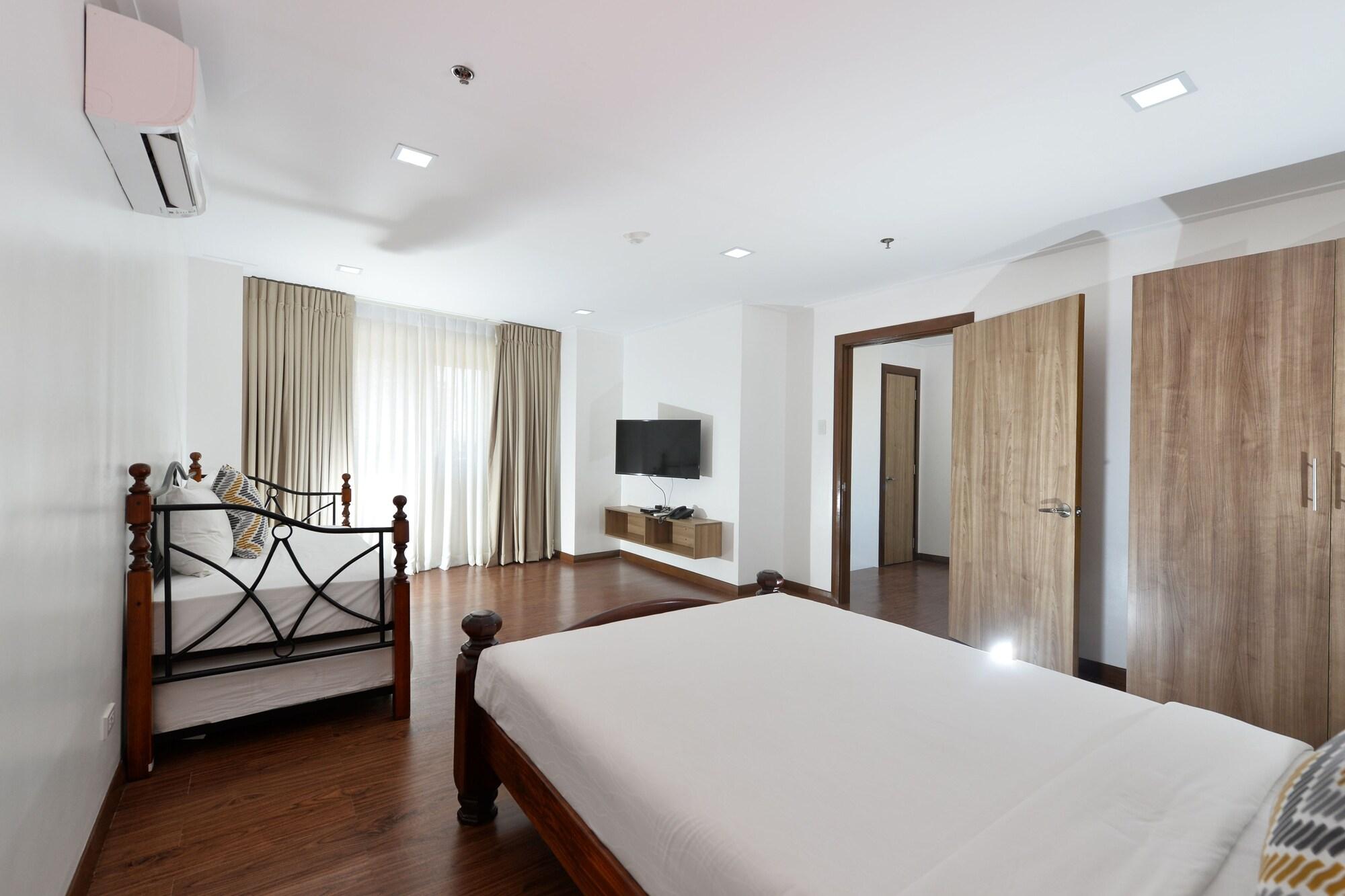 St Mark Hotel Cebu Esterno foto