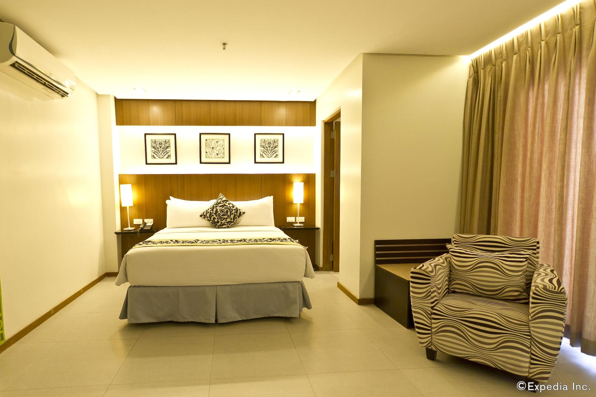 St Mark Hotel Cebu Esterno foto