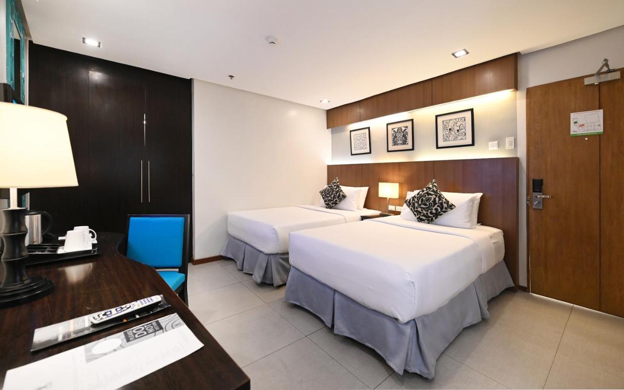 St Mark Hotel Cebu Esterno foto