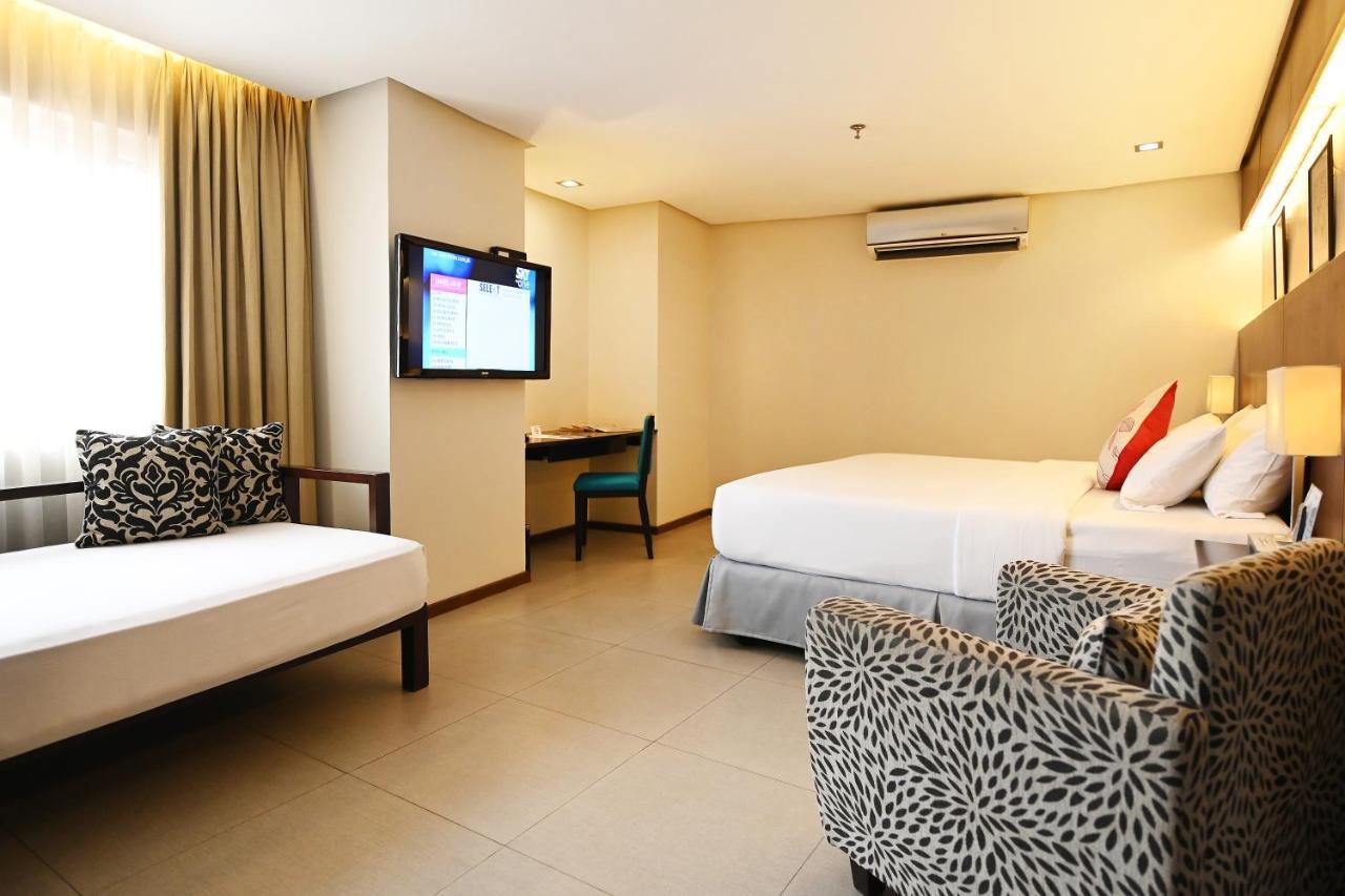 St Mark Hotel Cebu Esterno foto