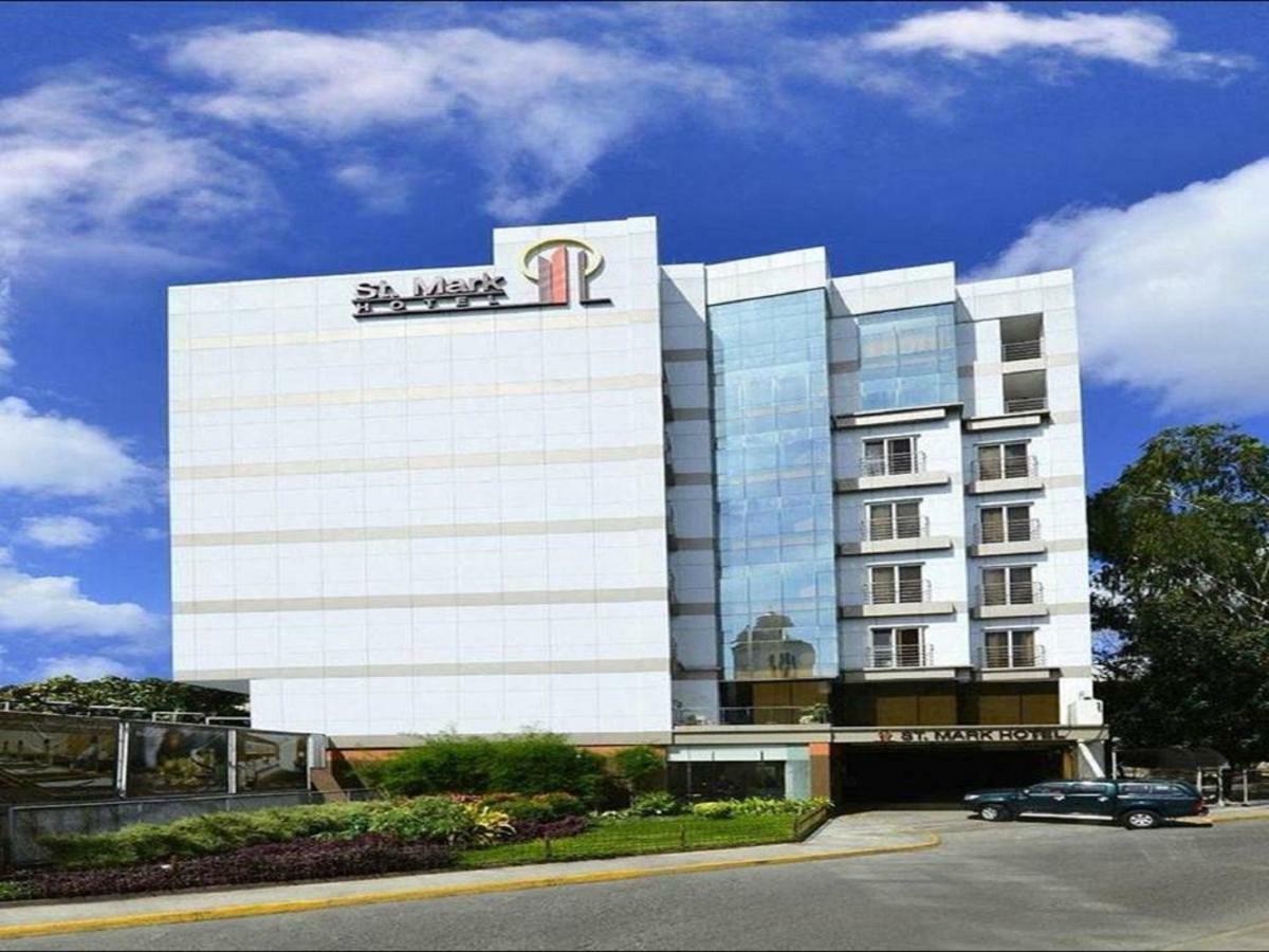 St Mark Hotel Cebu Esterno foto